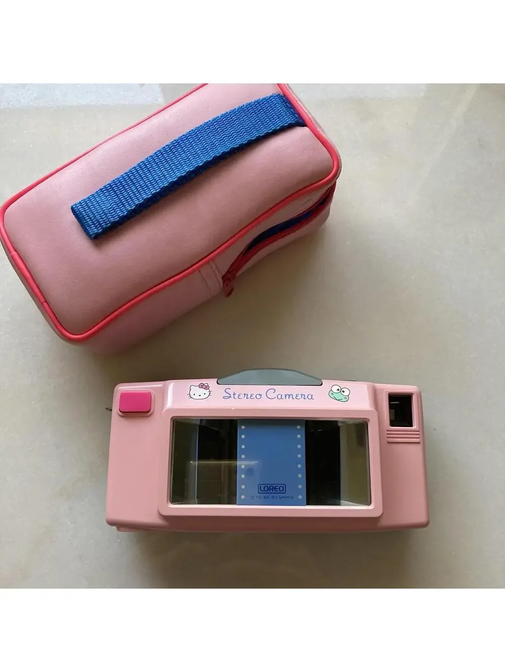 Japanese Sanrio Hello Kitty Keroppi Pink Stereo Film Camera Novelty Gift